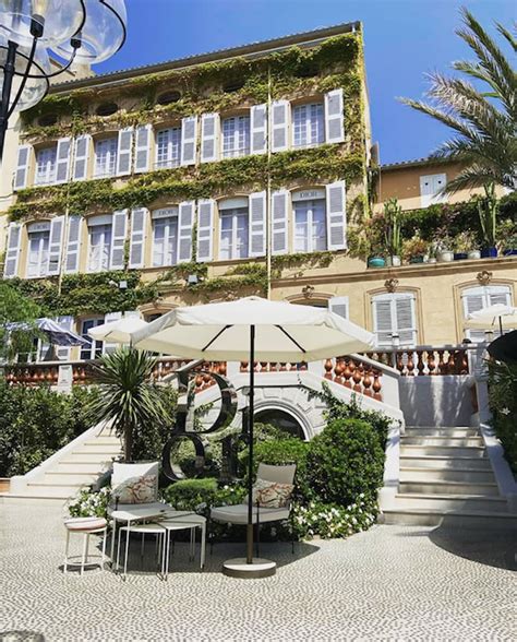 huis dior in saint tropez|restaurant les lices saint tropez.